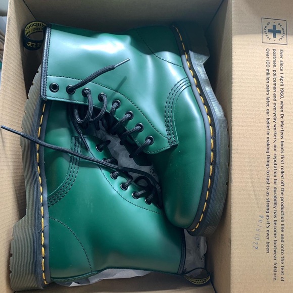 Doctor martens green boots - Picture 3 of 7